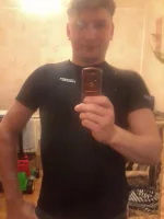 Футболочка.webp