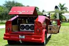 1343822105_hummer_02.webp