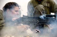 1346764864_israel_woman_18.webp