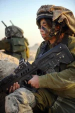1346764883_israel_woman_14.webp