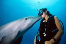 5eme prix 23048_bisou.webp