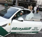 1367405788_dubai_cop_supercars_05.webp