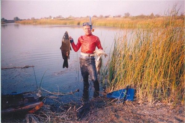 6aae1d301a1f 1
Совместная охота с DSS-A. Ceнтябрь 2006 год. Вот так приходилось экипироваться когда не было у нас в области в свободной продаже гидрок