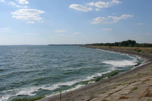 дамба Каховского водохранилища