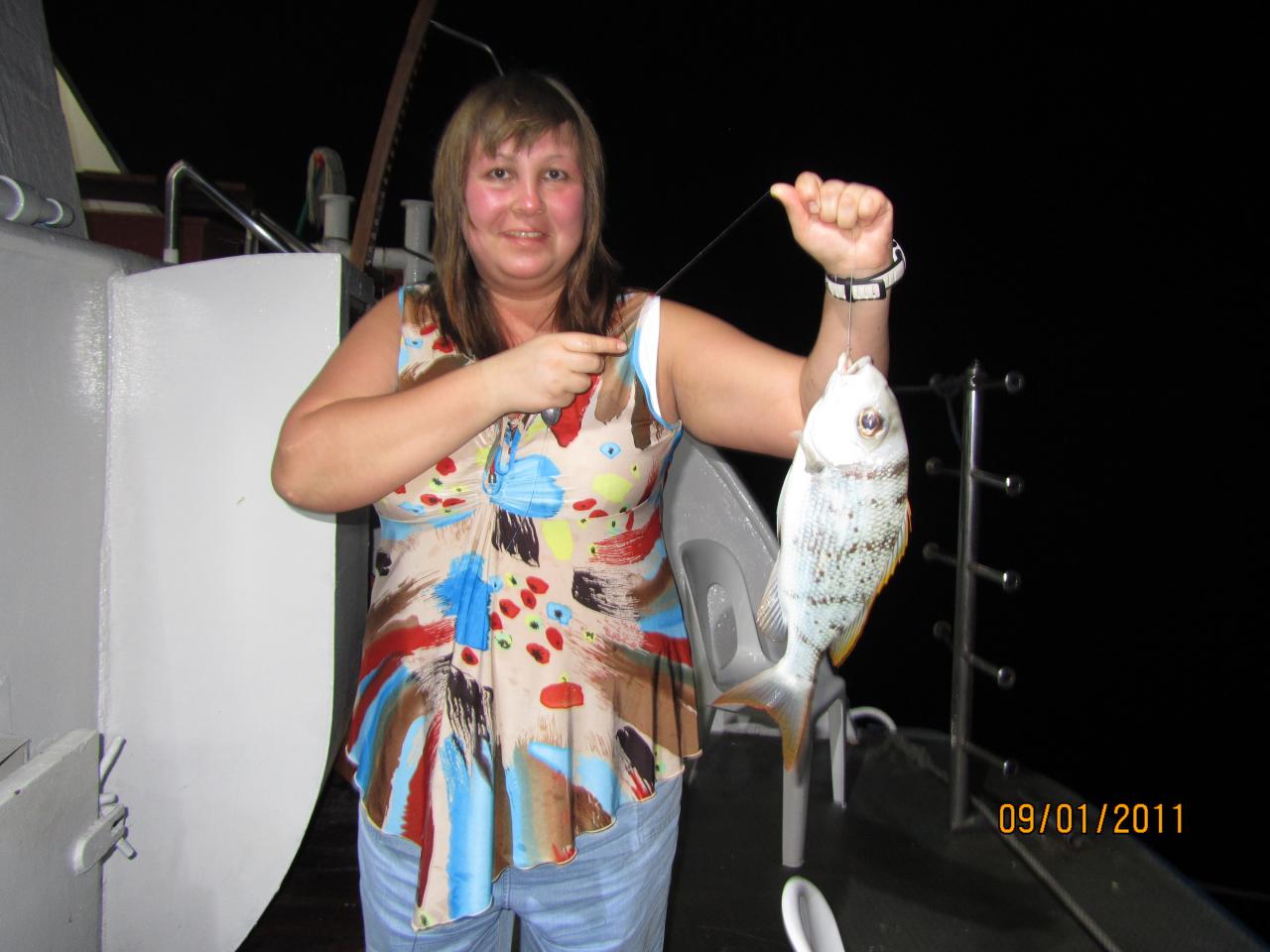 Маленький групер, вытащен мною вслед за большим.