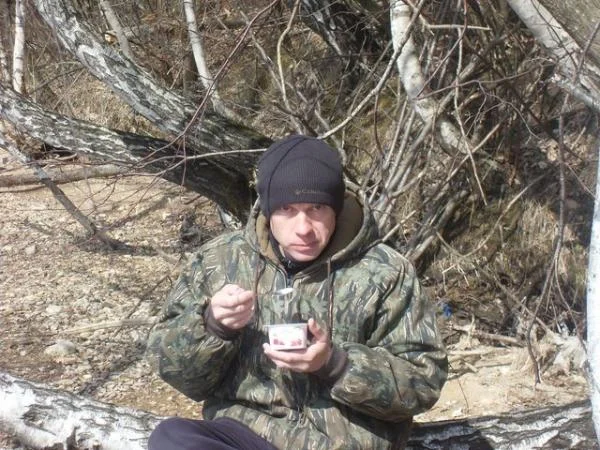 Не подходить! За йогурт   руку откушу...)))))