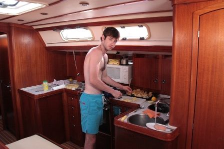 ну и закуска перед выходом в море будет)