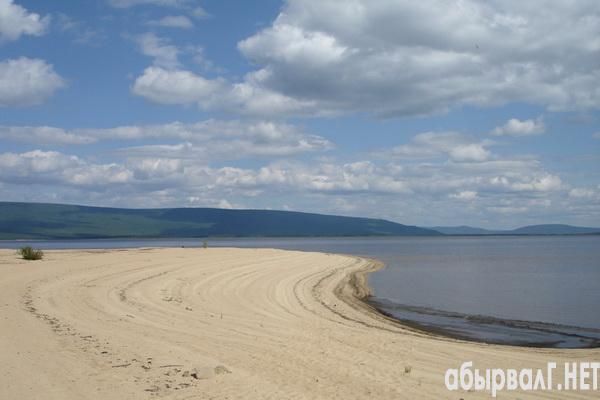 пляж оз. Баунт