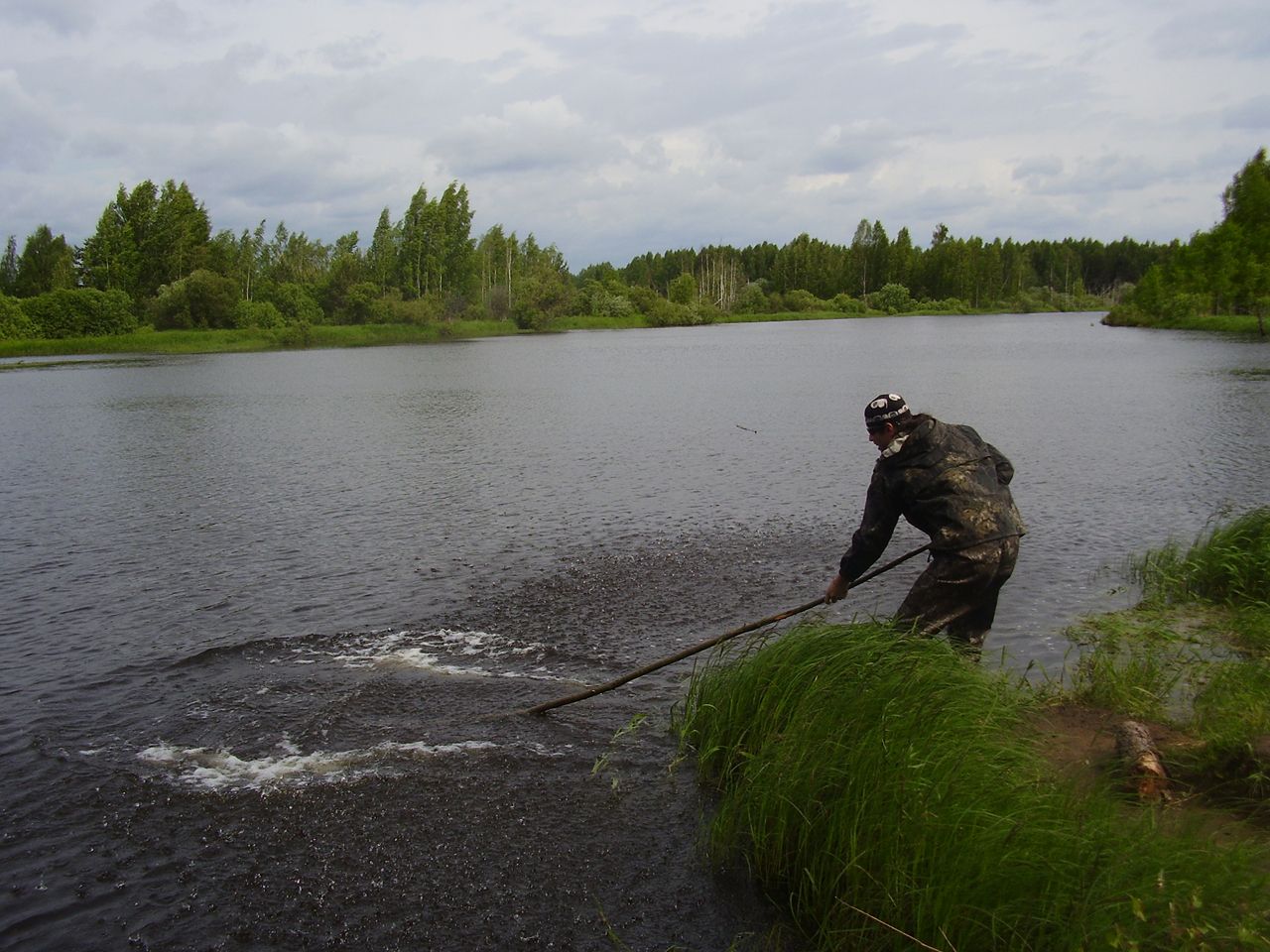 Рыбинка.Июнь 2008. Река Реня
