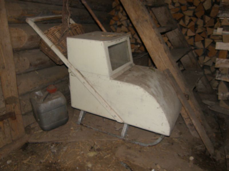 в такой штуке меня возили в садик