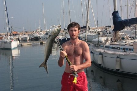 вот так можно отстреляться прямо недалеко от причала