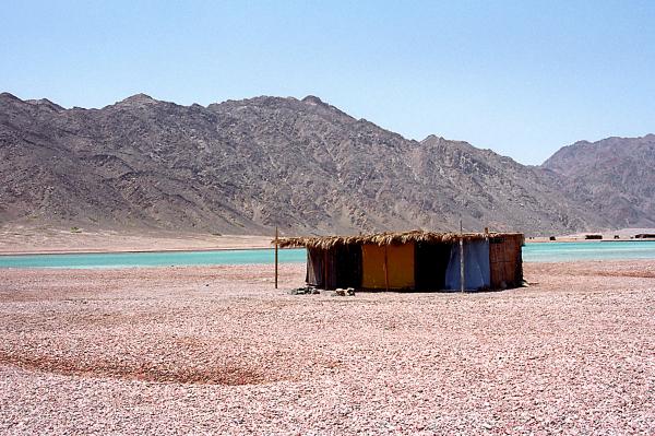 Хуша - бедуинский домик