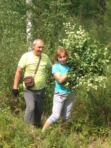 Заготовка веников для баньки с любимой