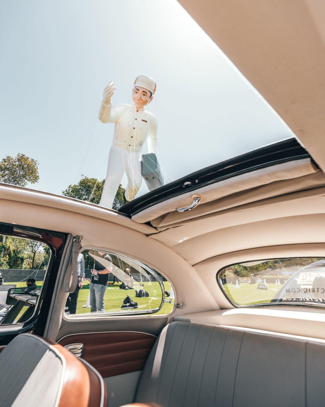 bentley-bentayga-nachalsya-priem-zakazov