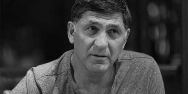 В-Анапе-парень-с-болезнью-«хрустального-человека»-получил-сертификат-для-занятия-… В-Анапе-парень-с-болезнью-«хрустального-человека»-получил-сертификат-для-занятия-…